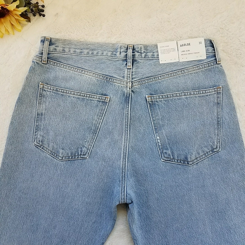 AGOLDE Mid Rise Vintage Straight Lana Jeans in Fiction - Picture 9 of 12